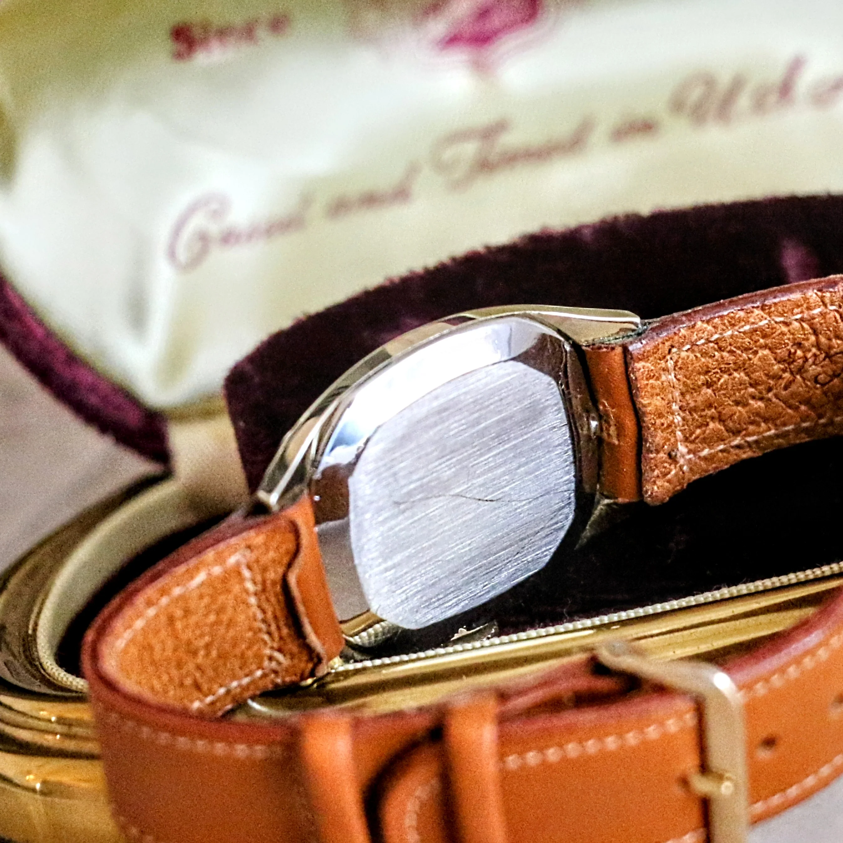 1941 IMPERIAL Watch Model 144 Cal. 1046 17 Jewels Vintage Wristwatch NOS! - Image 12