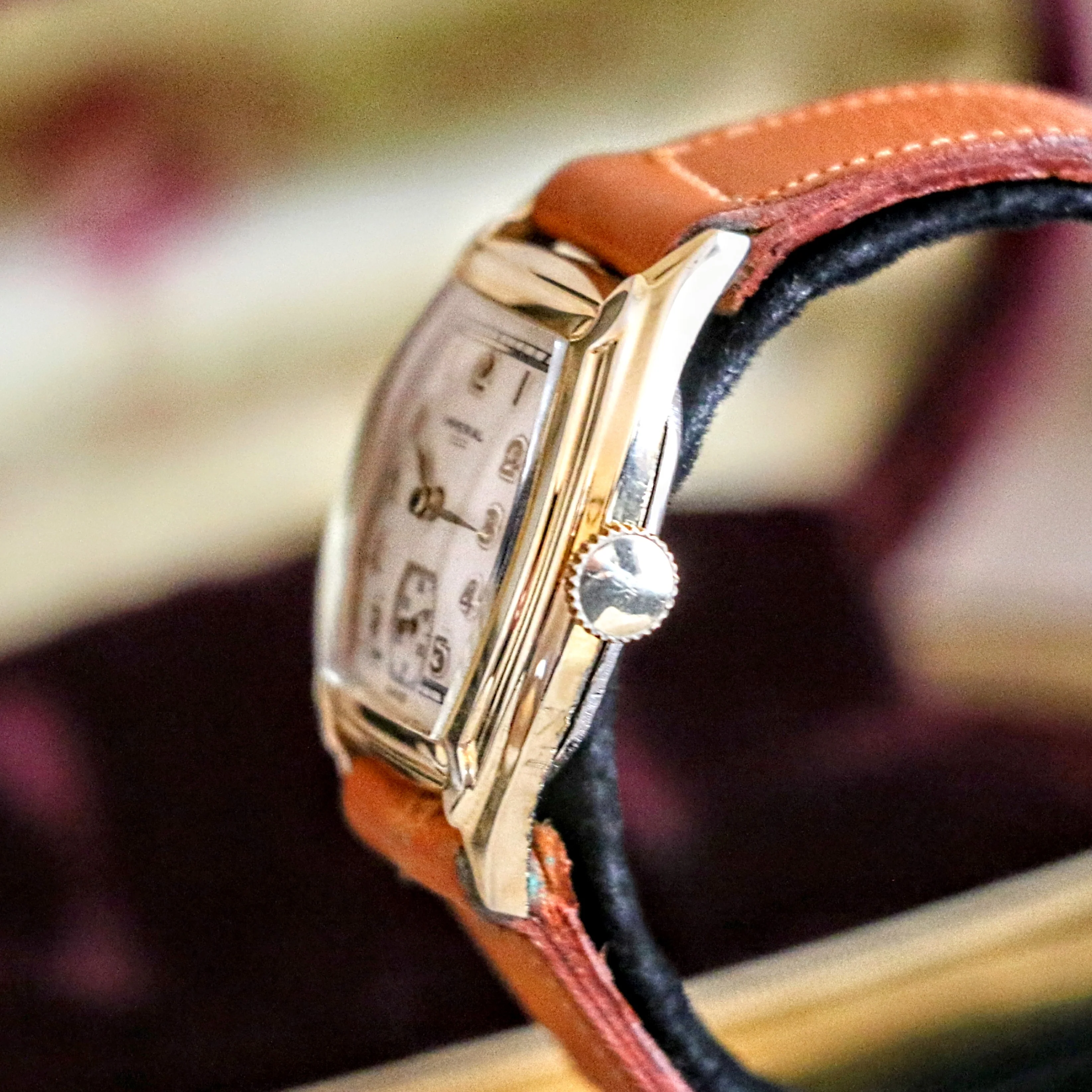 1941 IMPERIAL Watch Model 144 Cal. 1046 17 Jewels Vintage Wristwatch NOS! - Image 7