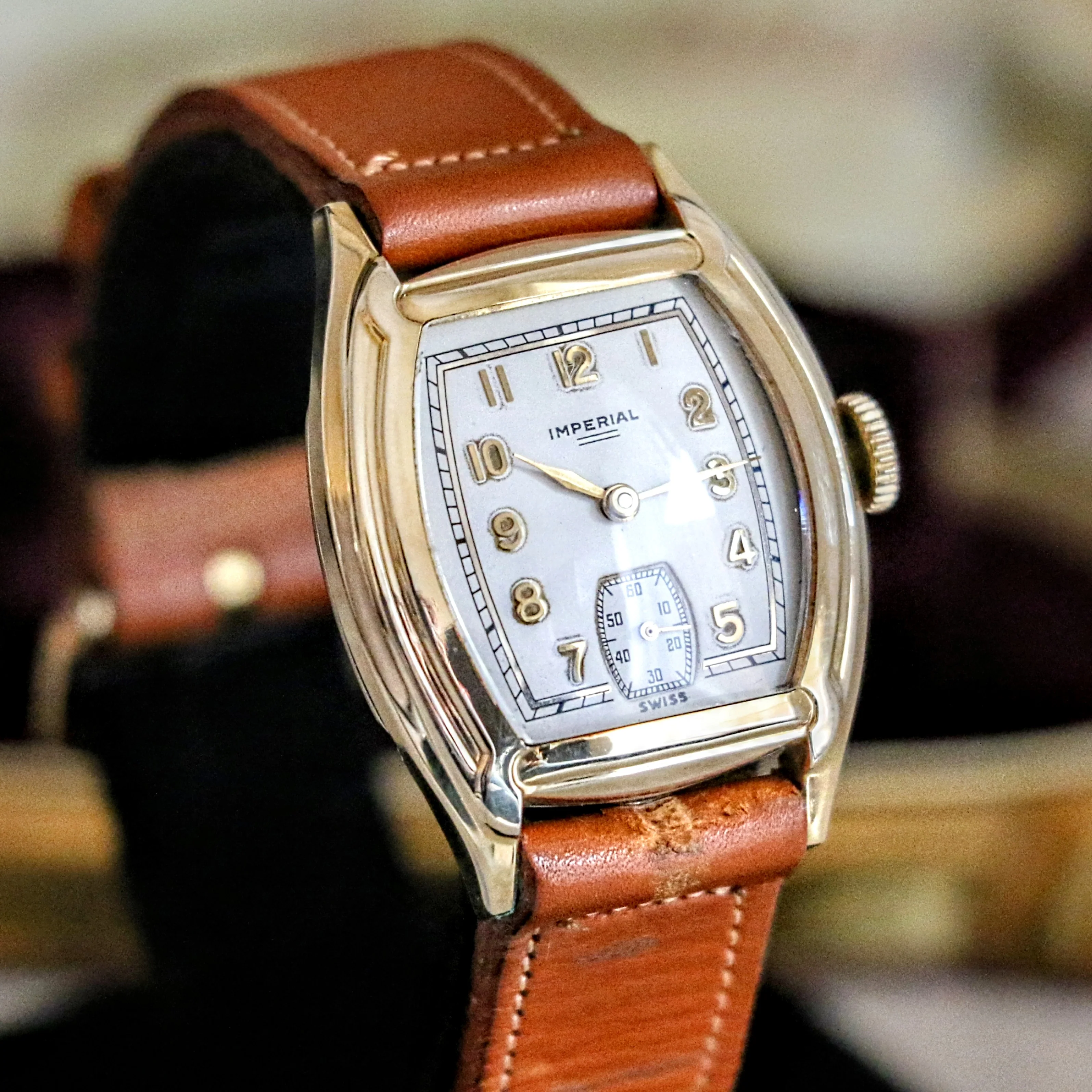 1941 IMPERIAL Watch Model 144 Cal. 1046 17 Jewels Vintage Wristwatch NOS! - Image 9