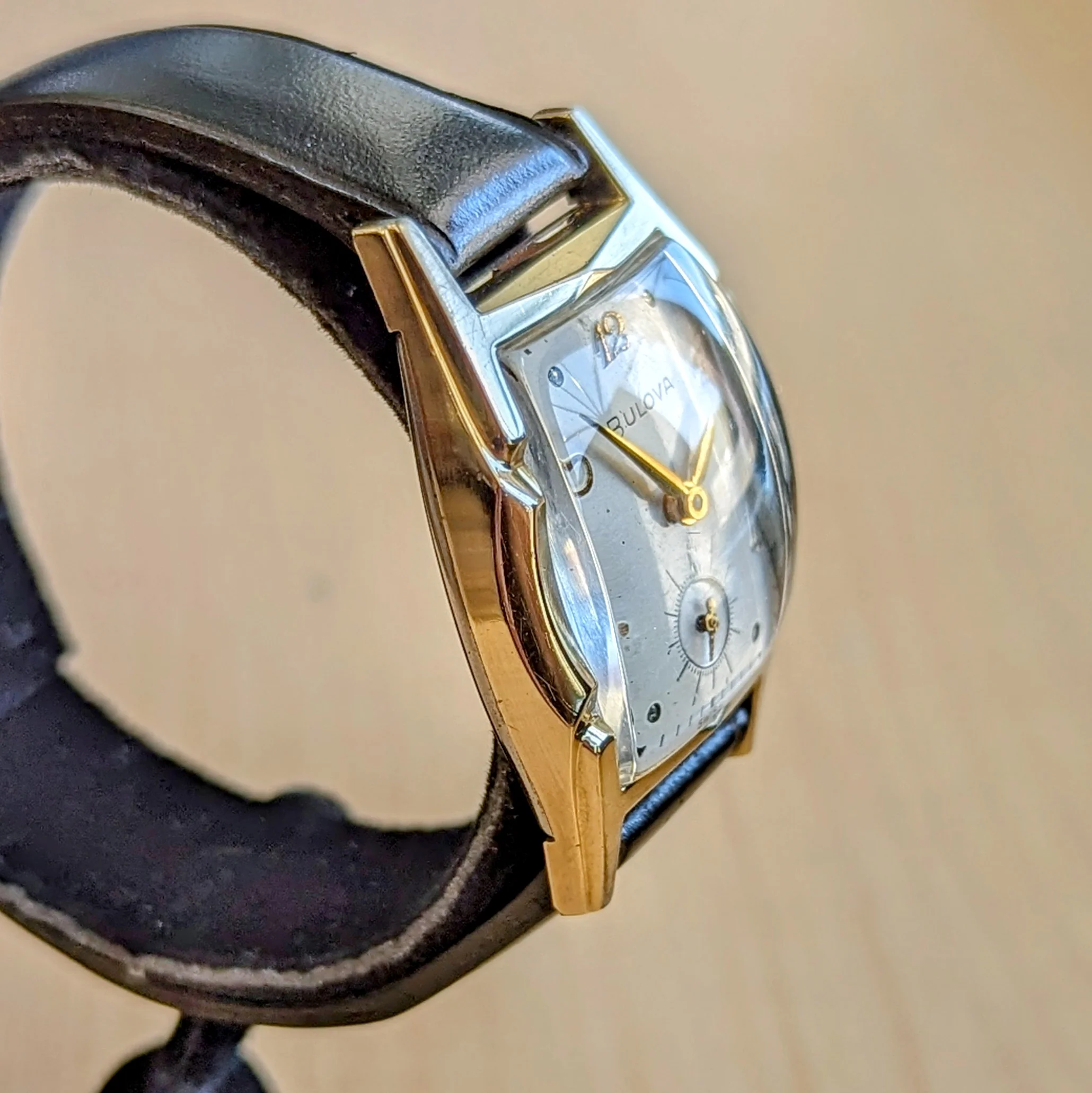 1956 BULOVA Gedney Watch 17 Jewels Cal. 11AC Fancy Tonneau Case Swiss Wristwatch - Image 6