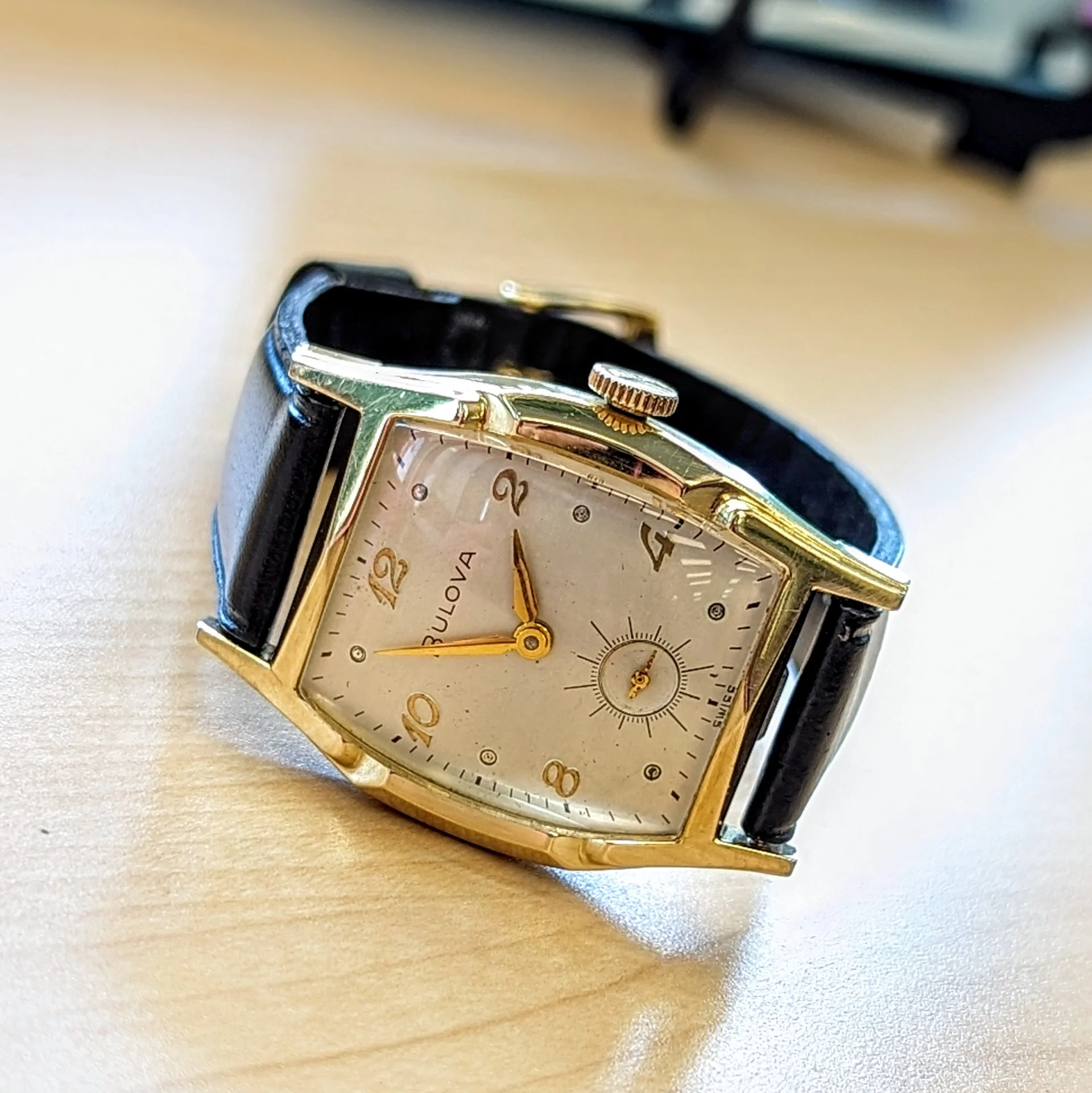 1956 BULOVA Gedney Watch 17 Jewels Cal. 11AC Fancy Tonneau Case Swiss Wristwatch - Image 9