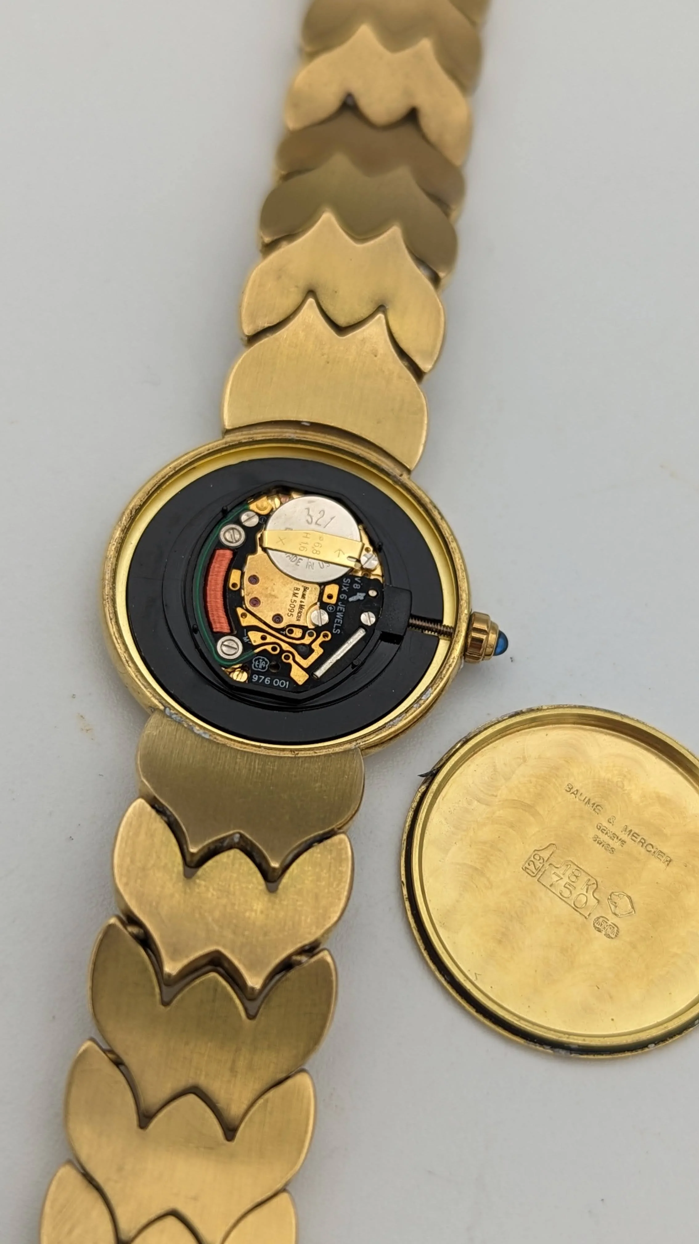 BAUME & MERCIER Luxury Swiss Ladies Wristwatch 18K Solid Yellow Gold 6J Watch - Image 12