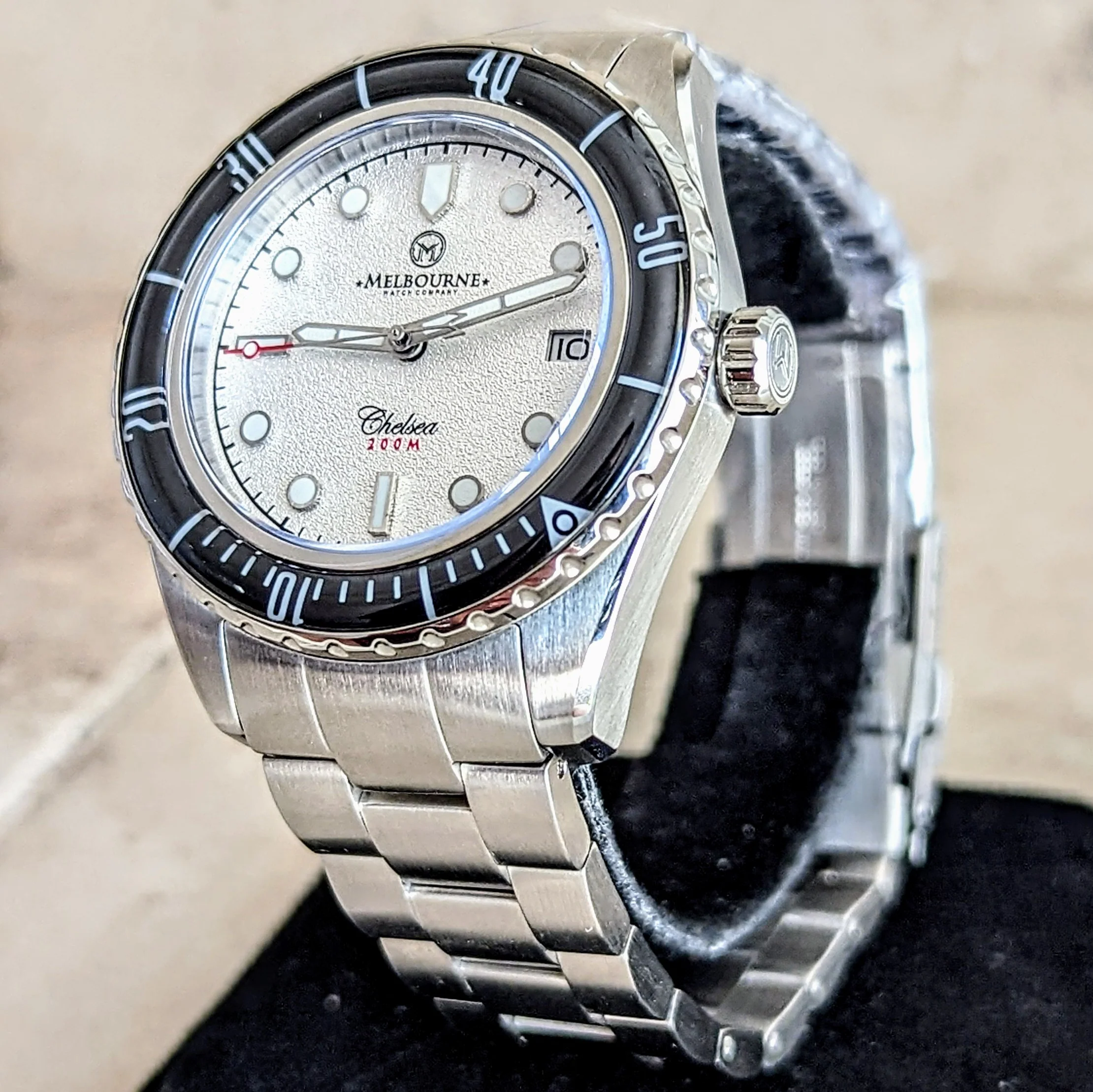 Brand-New! MELBOURNE Chelsea Automatic Watch 200M Dive Wristwatch - Display Back - Image 4