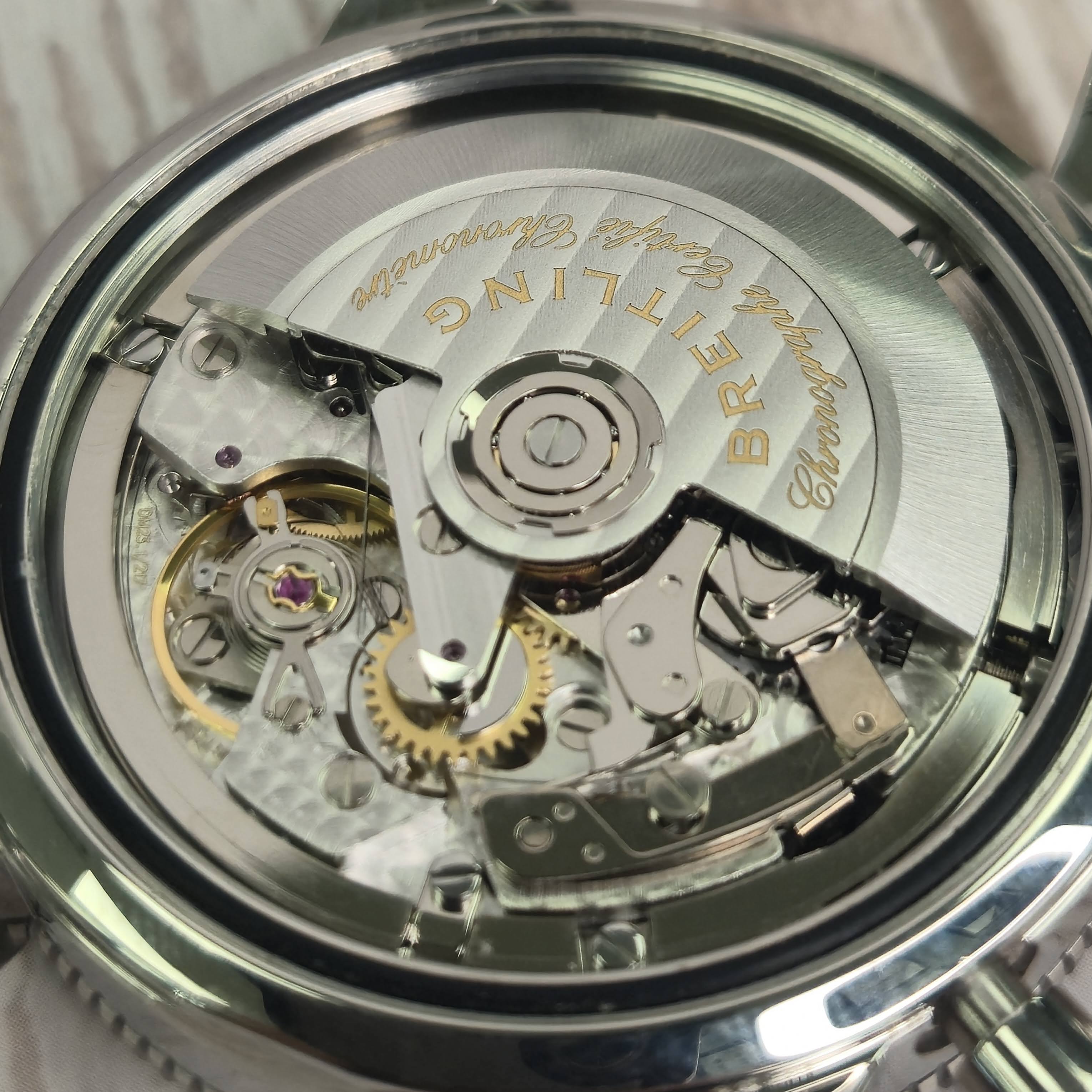 Breitling Superocean Heritage Chronograph 44 Watch A13313 Green Dial Day/Date Box & Papers - Image 11