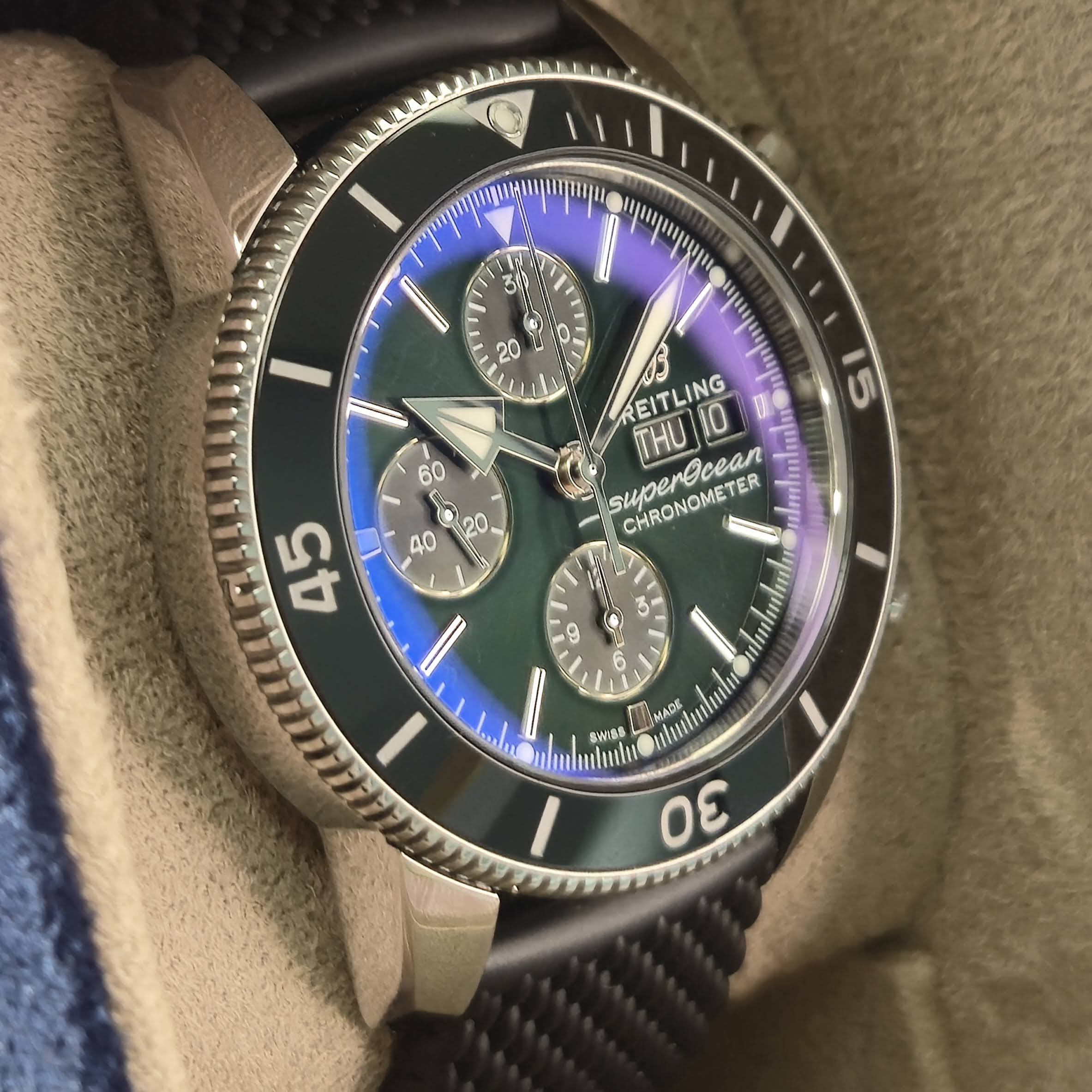 Breitling Superocean Heritage Chronograph 44 Watch A13313 Green Dial Day/Date Box & Papers - Image 3