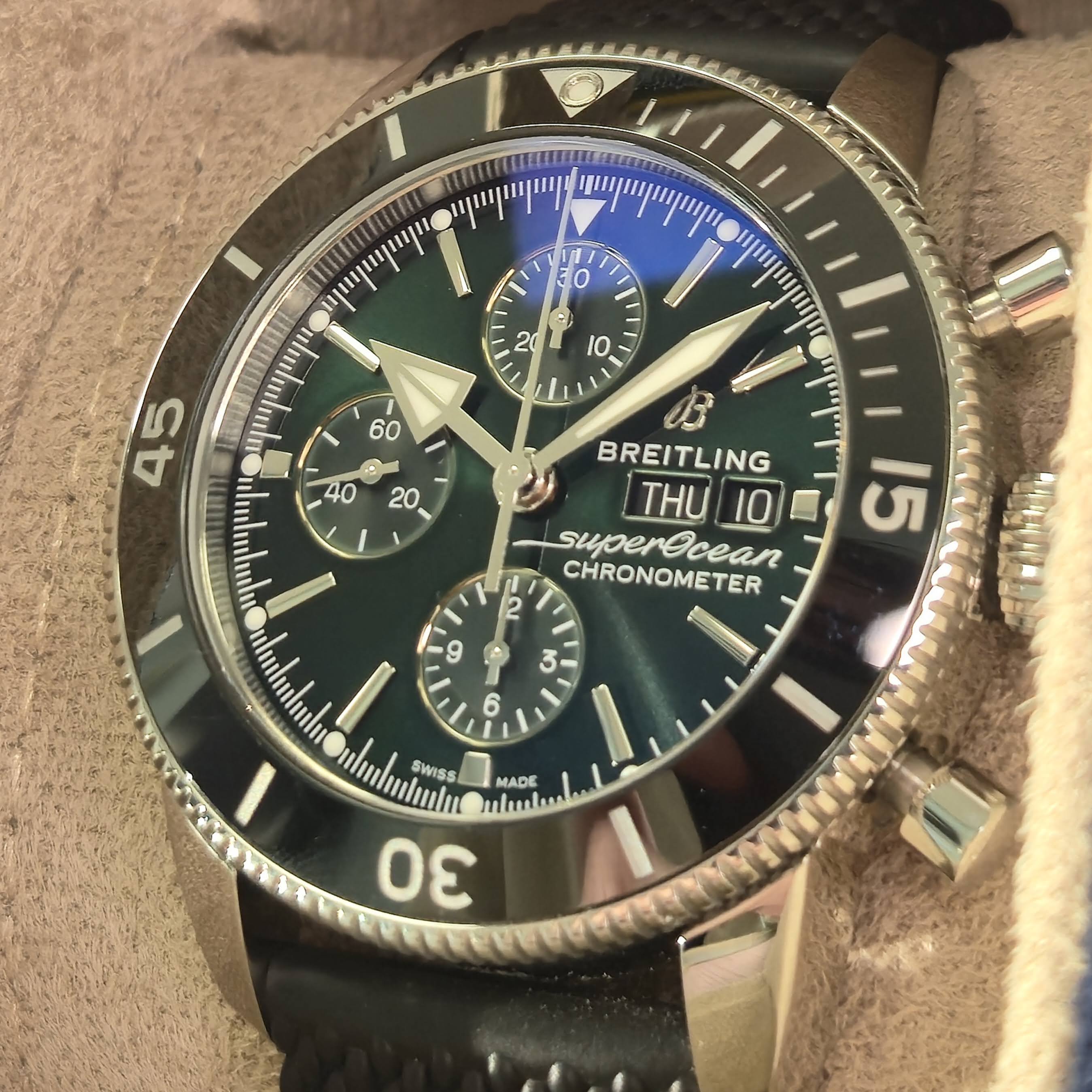 Breitling Superocean Heritage Chronograph 44 Watch A13313 Green Dial Day/Date Box & Papers - Image 4