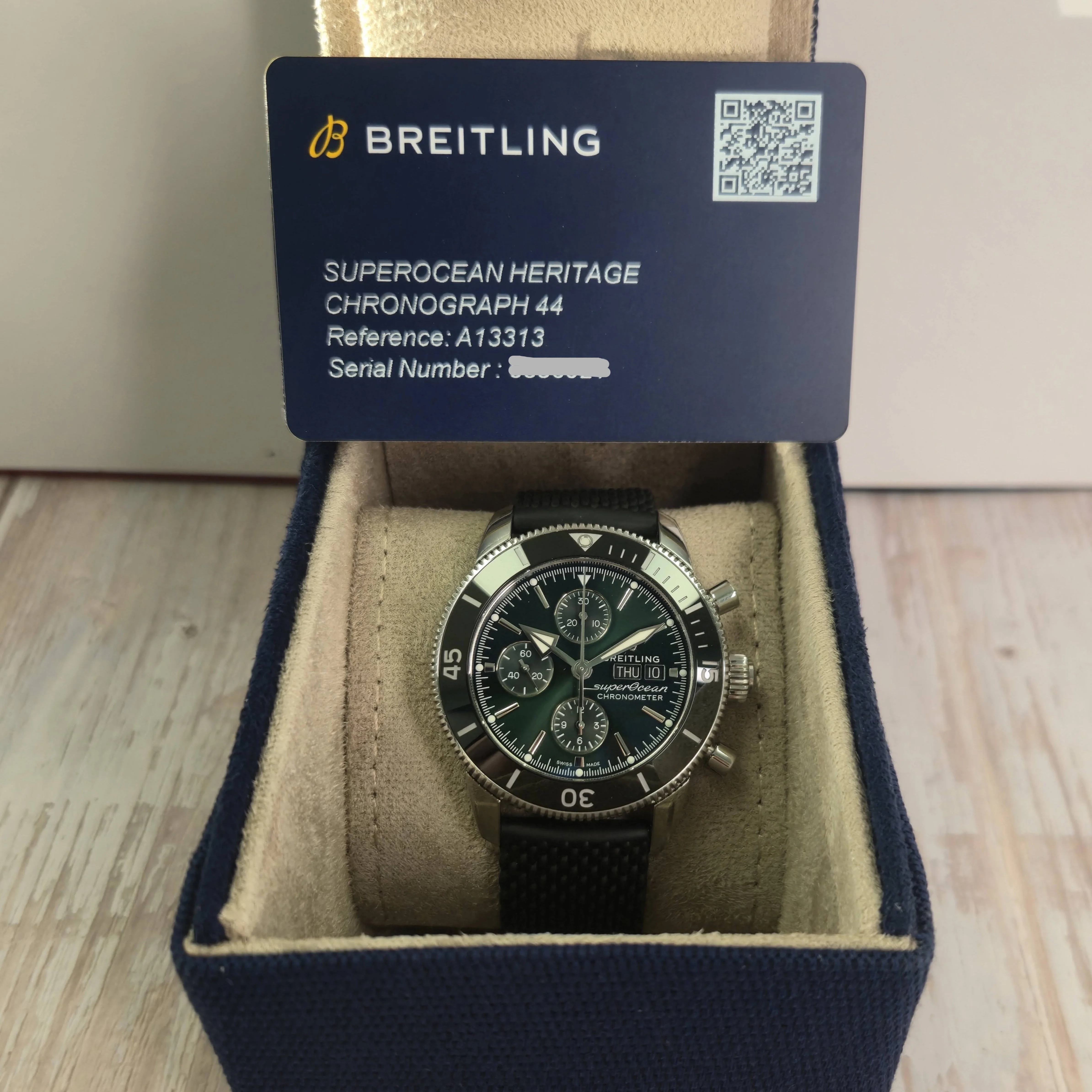 Breitling Superocean Heritage Chronograph 44 Watch A13313 Green Dial Day/Date Box & Papers - Image 6