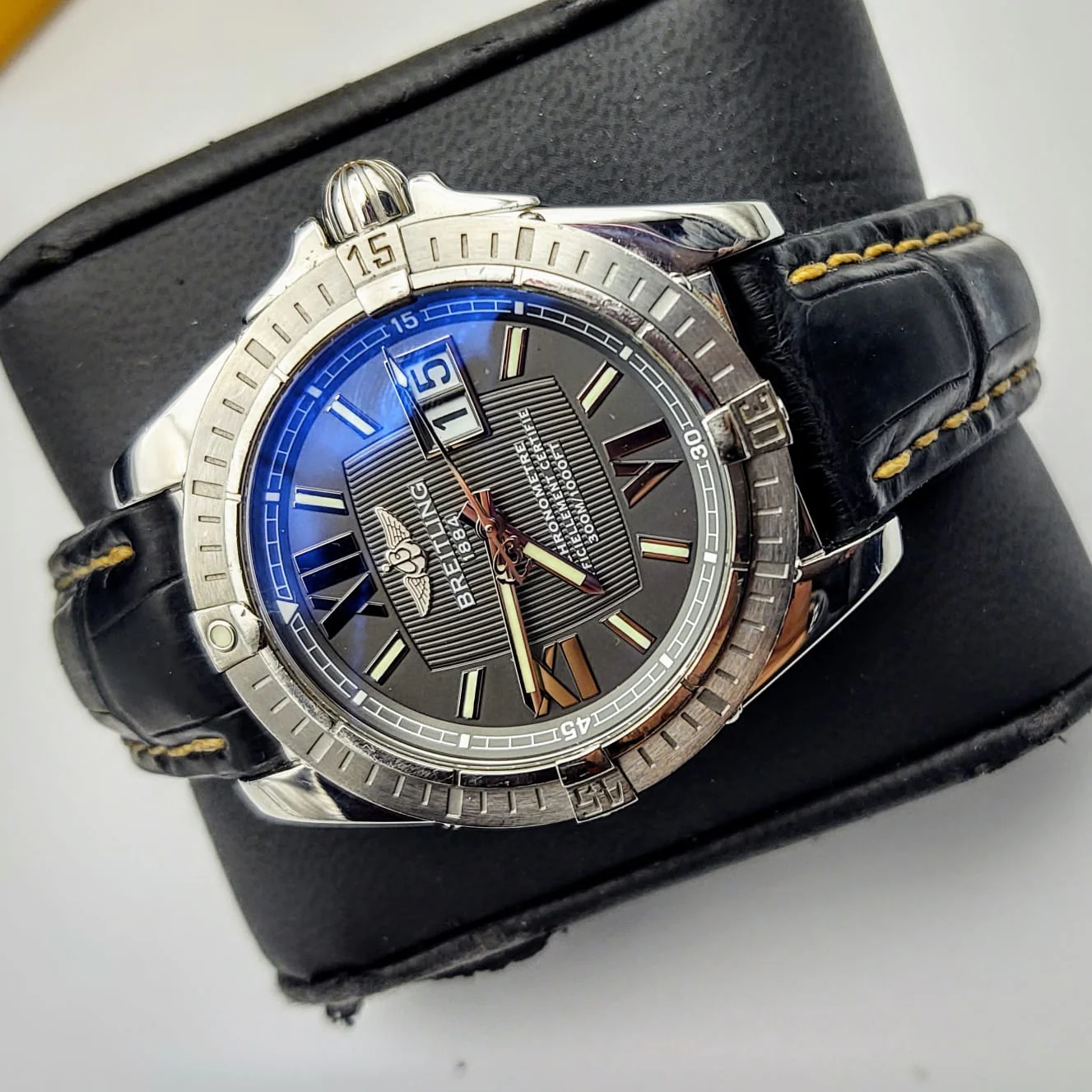 BREITLING Windrider Cockpit Watch Chronometer Officiellement Certifie 300M Wristwatch - Image 6