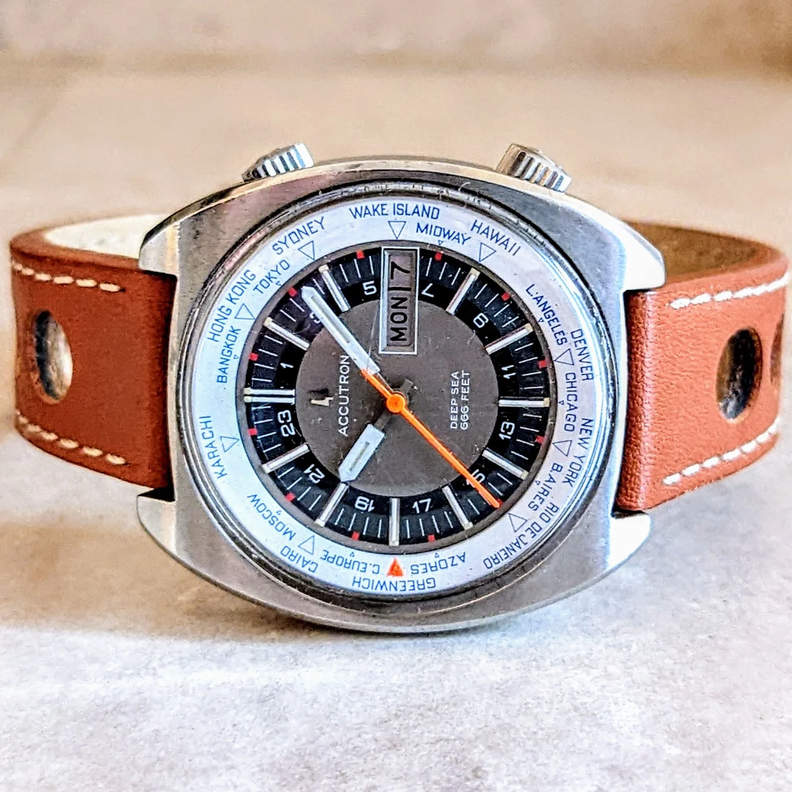 BULOVA Accutron Deep Sea World Timer Watch Vintage 1970 Wristwatch - Image 10