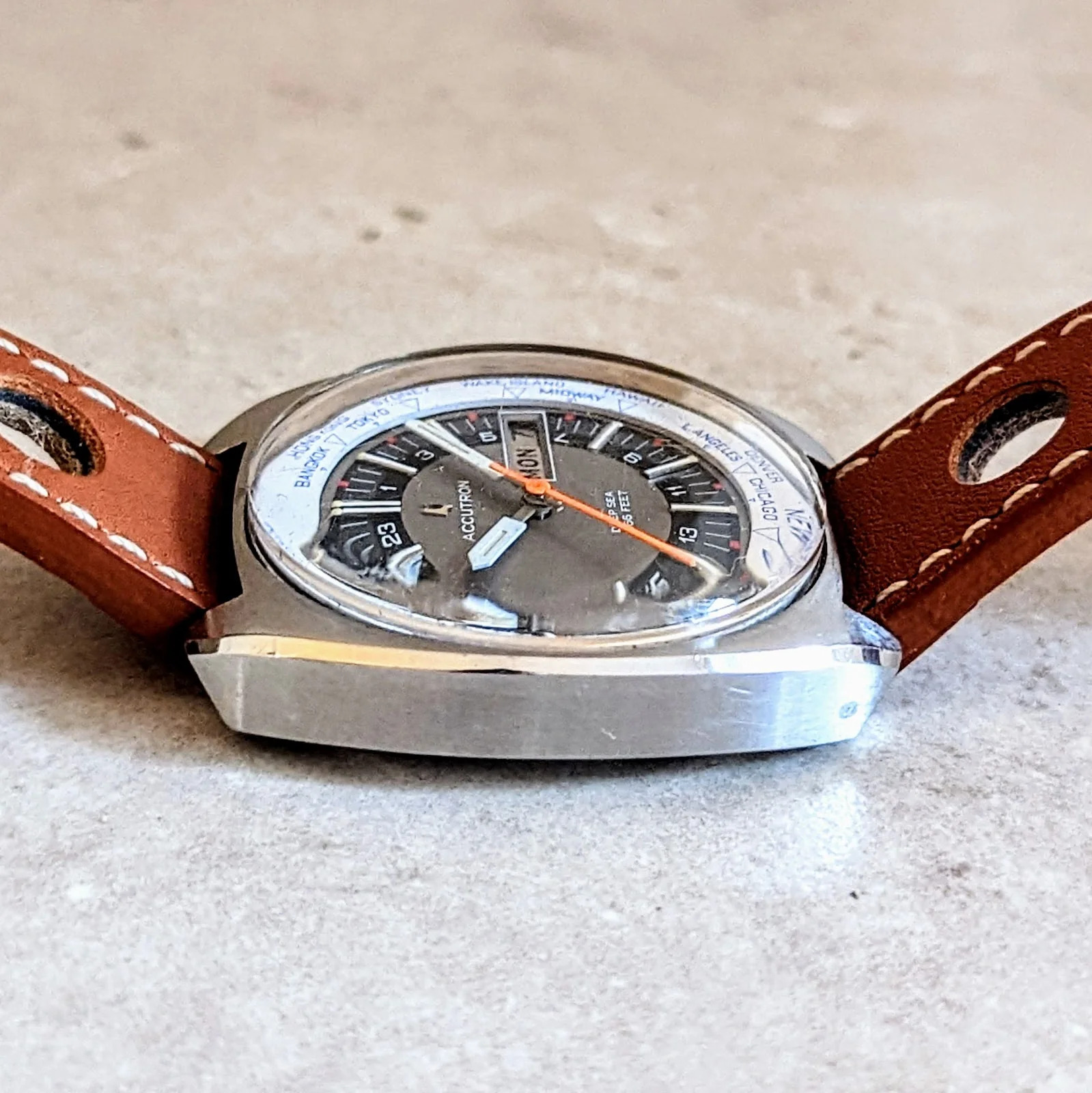 BULOVA Accutron Deep Sea World Timer Watch Vintage 1970 Wristwatch - Image 12