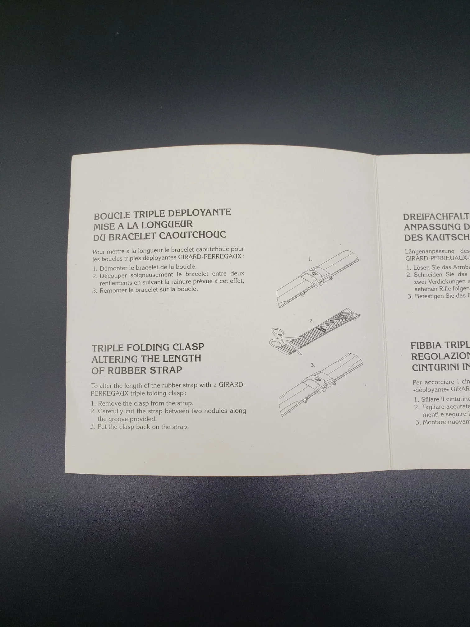 GIRARD-PERREGAUX Ferrari F2004 Wristwatch Laureato EVO 3 Chronograph Watch Ref. 80180 - Image 15