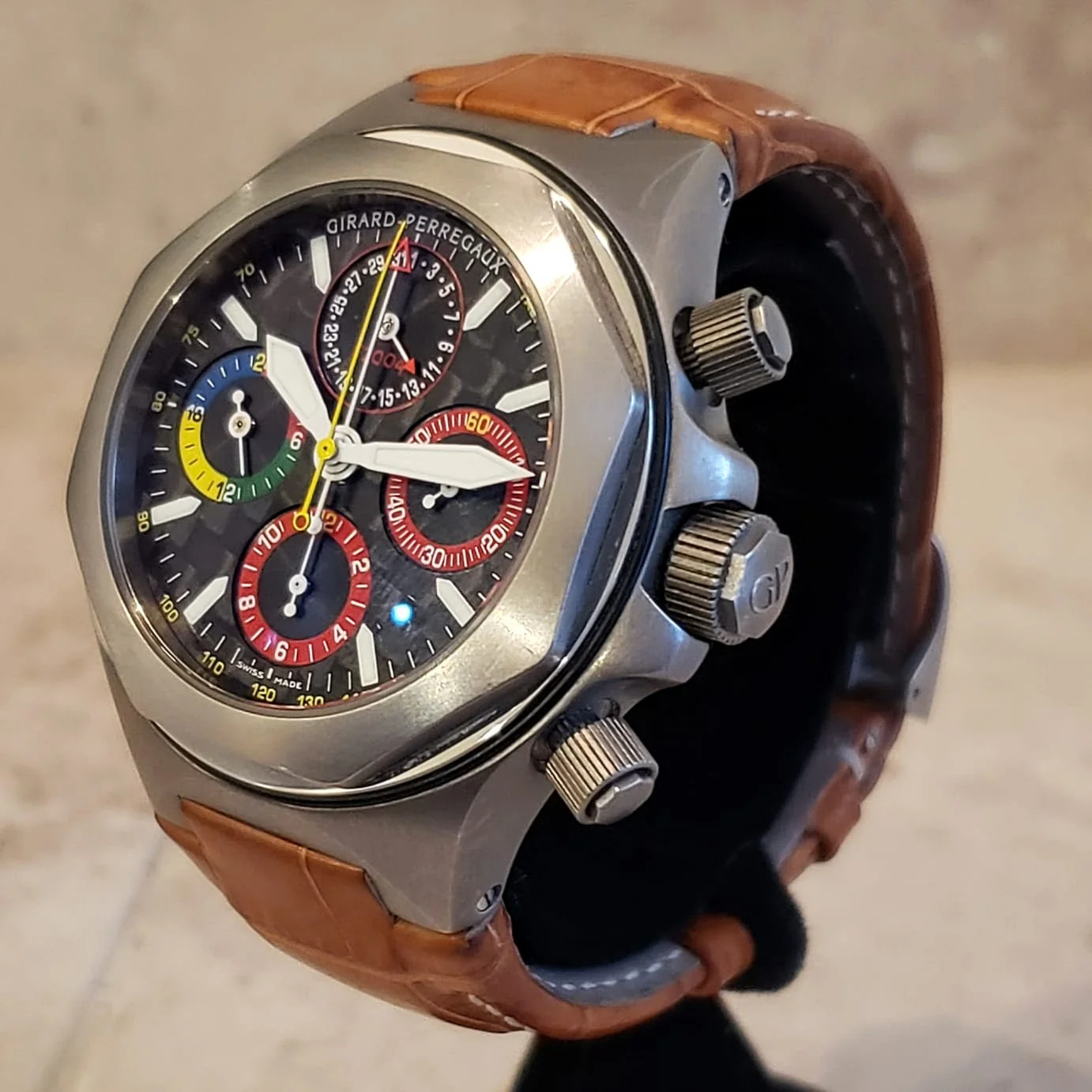 GIRARD-PERREGAUX Ferrari F2004 Wristwatch Laureato EVO 3 Chronograph Watch Ref. 80180 - Image 4