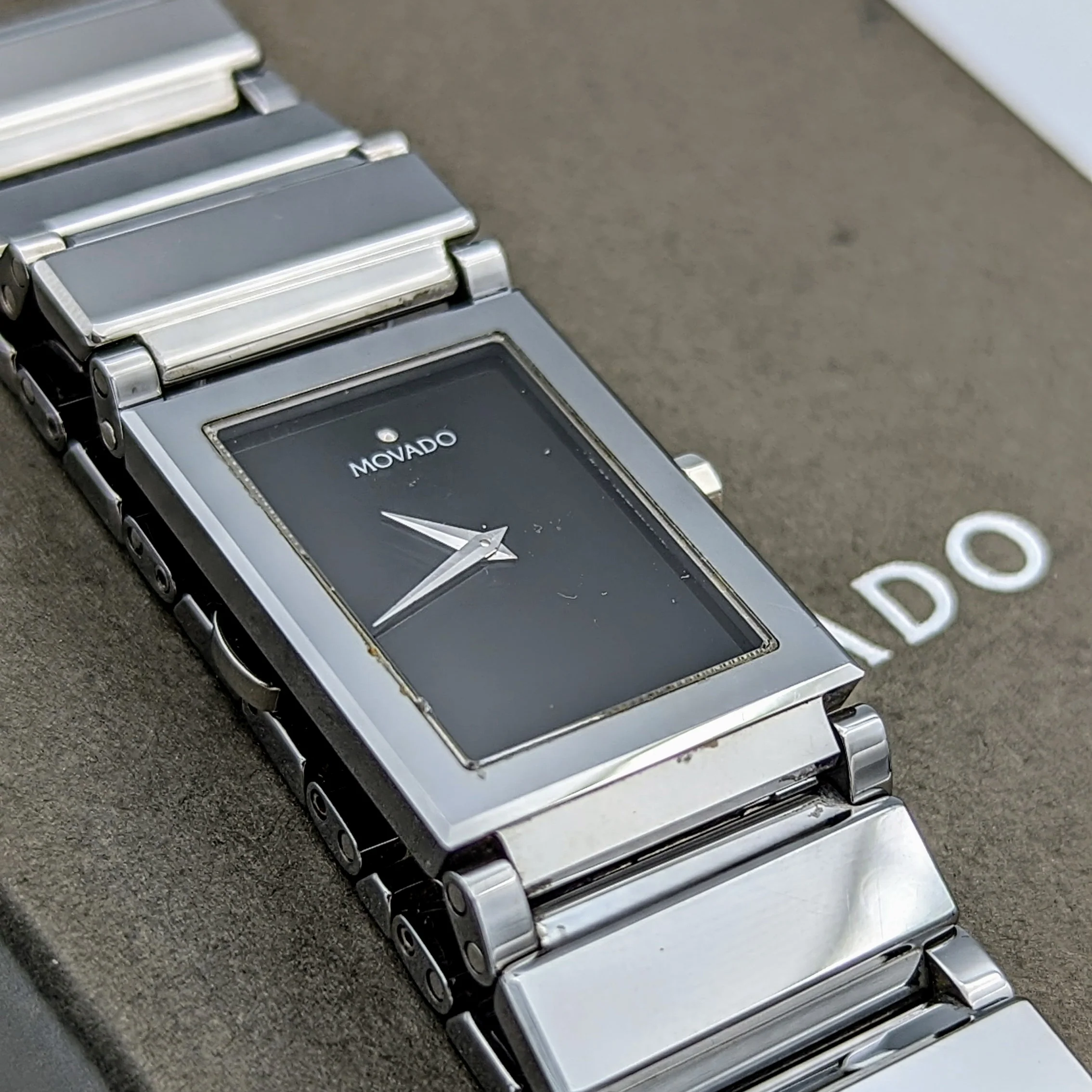 MOVADO Valor Tungsten Watch Ref. 89C11432 Swiss Wristwatch In BOX! - Image 9