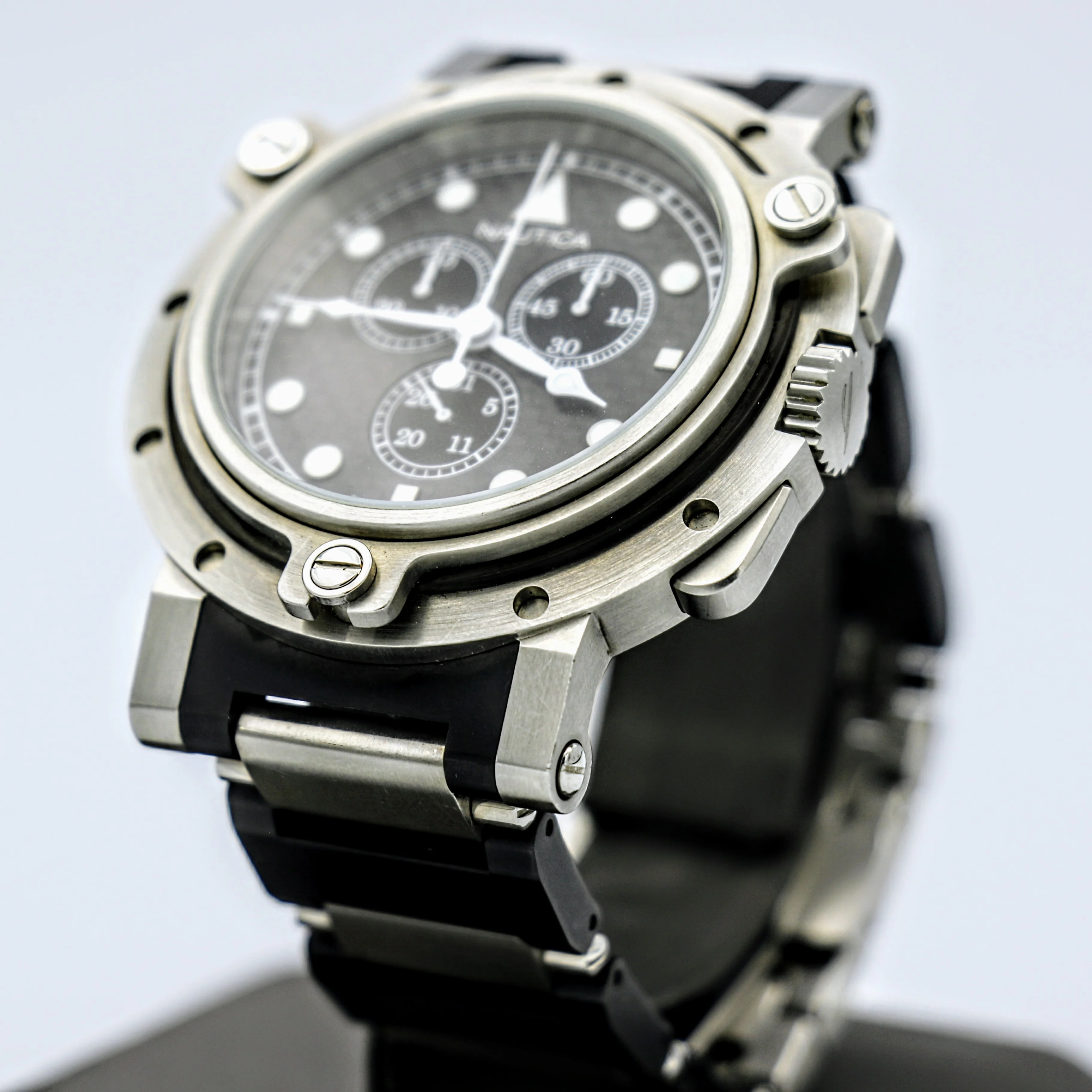 NAUTICA Chronograph Wristwatch Basketweave Dial Swiss High-Quality Quartz Watch - Image 4