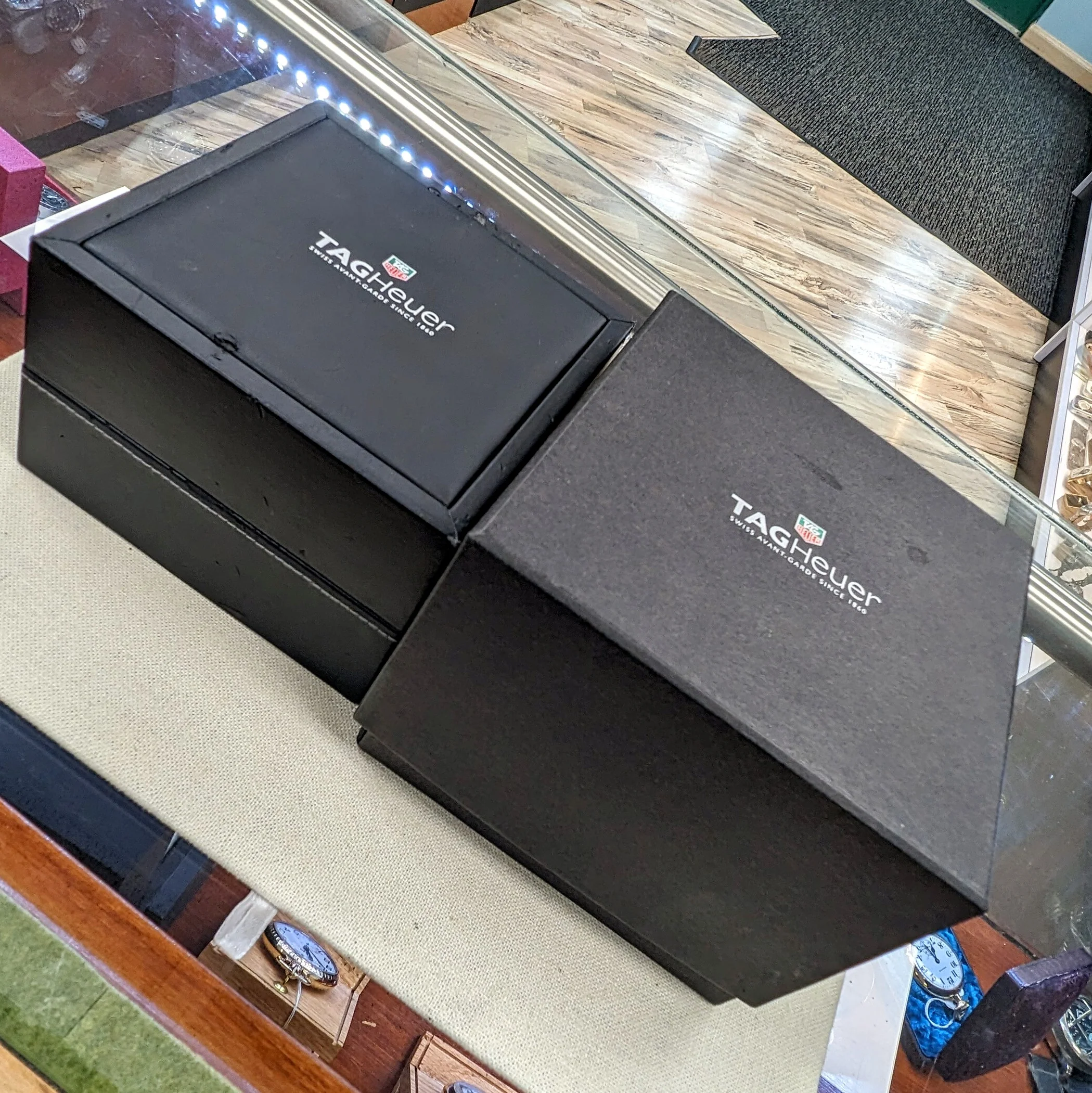 TAG HEUER Carrera Automatic Watch WV211A-2 "Geneva National Resort & Club" Dial Calibre 5 Date Indicator Wristwatch ALL Original, Double Box & Papers! - Image 16