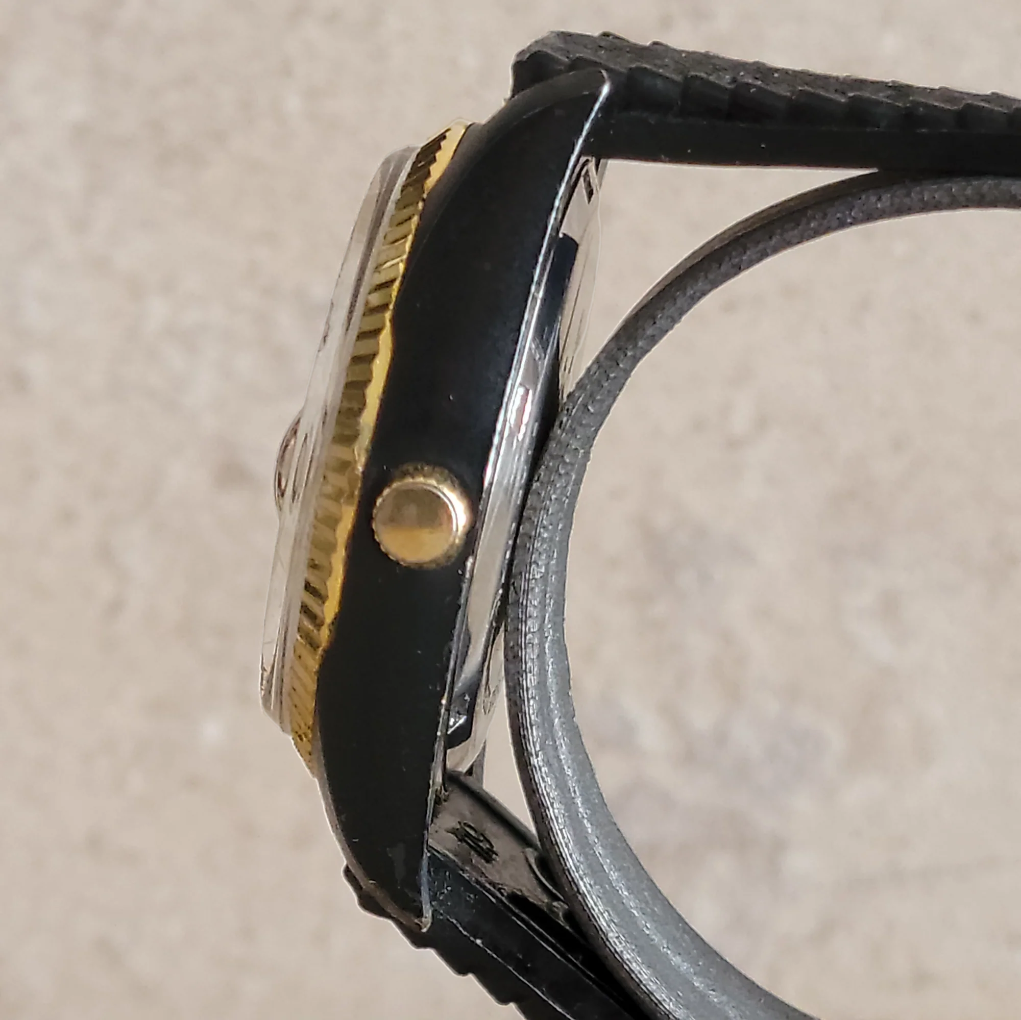 PLAYBOY Quartz Watch Date indicator - In BOX! - Image 17