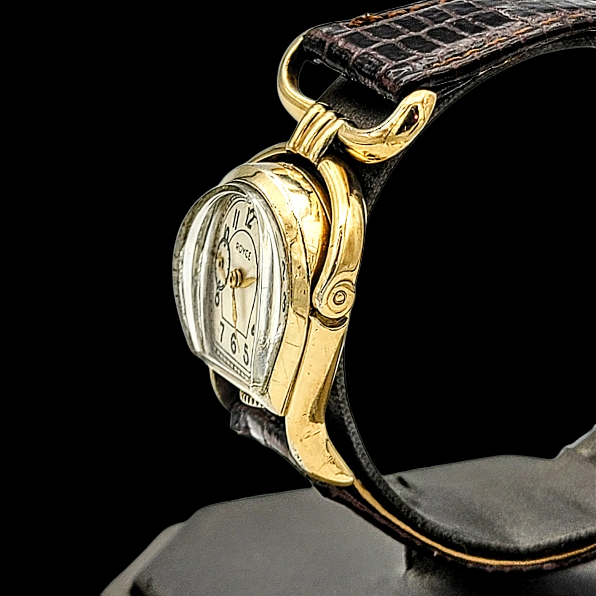 ROYCE Wristwatch "Horseshoe" Shaped Watch 17 Jewels Swiss - Image 6