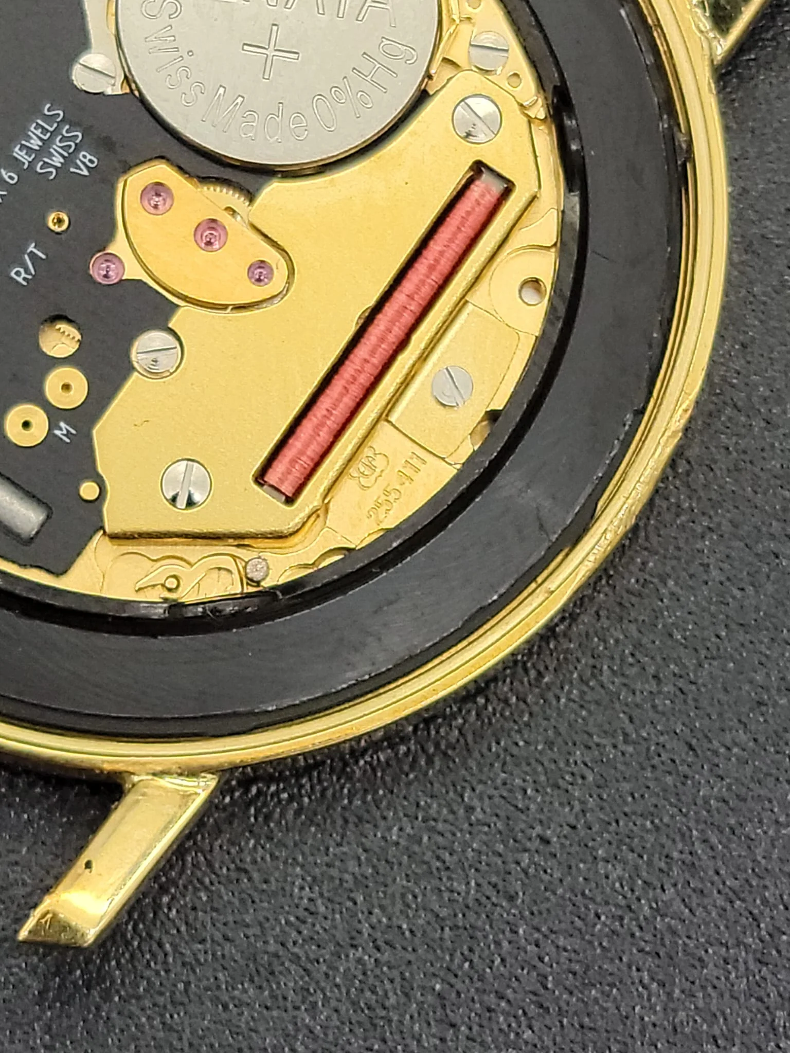 TOURNEAU Wristwatch 18K GOLD Swiss Made Cal. ETA 255.411 6J Quartz Watch 33mm - Image 11