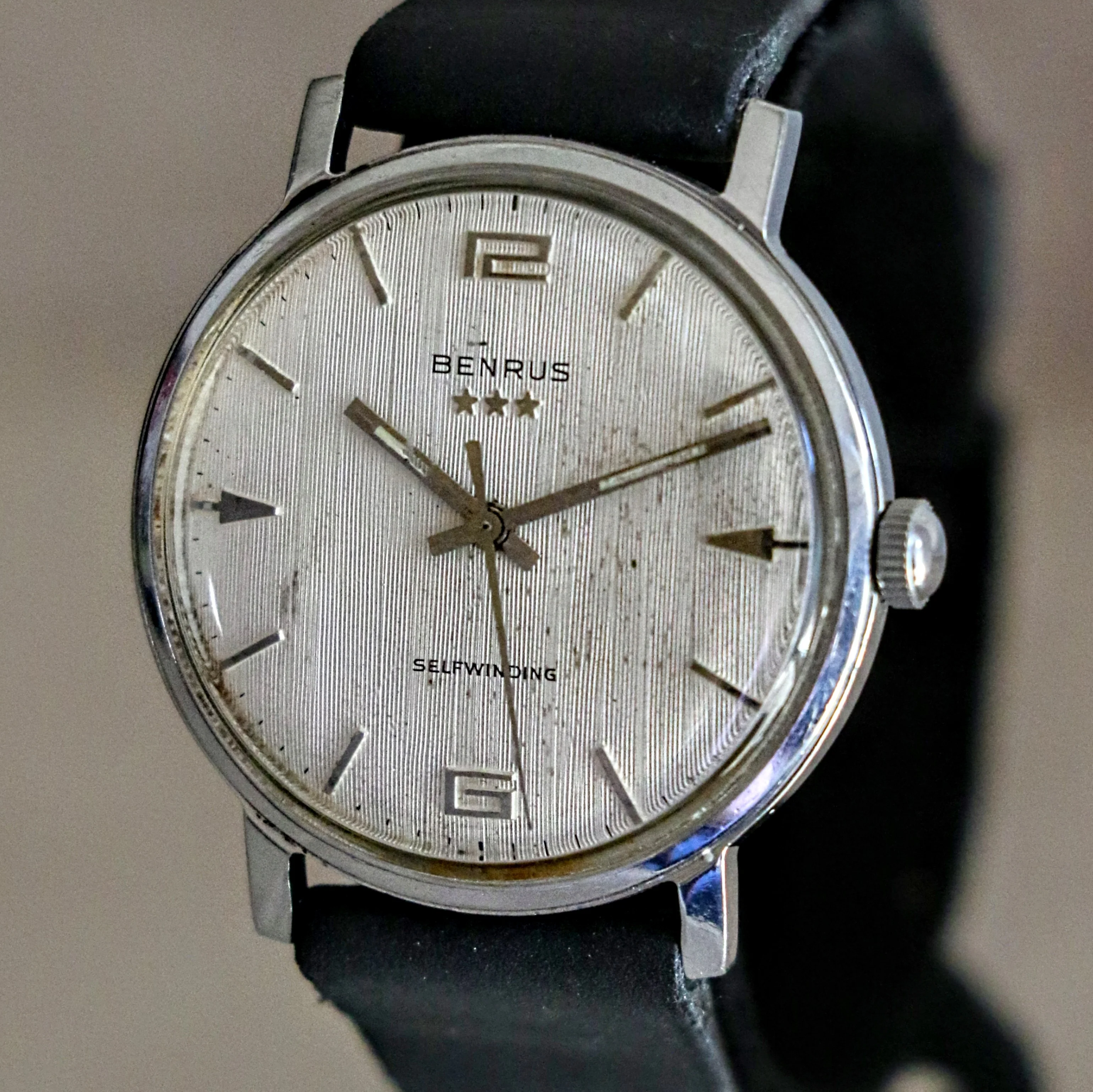 Vintage BENRUS 3 Stars Selfwinding Wristwatch Swiss Made Vintage Watch - Image 4
