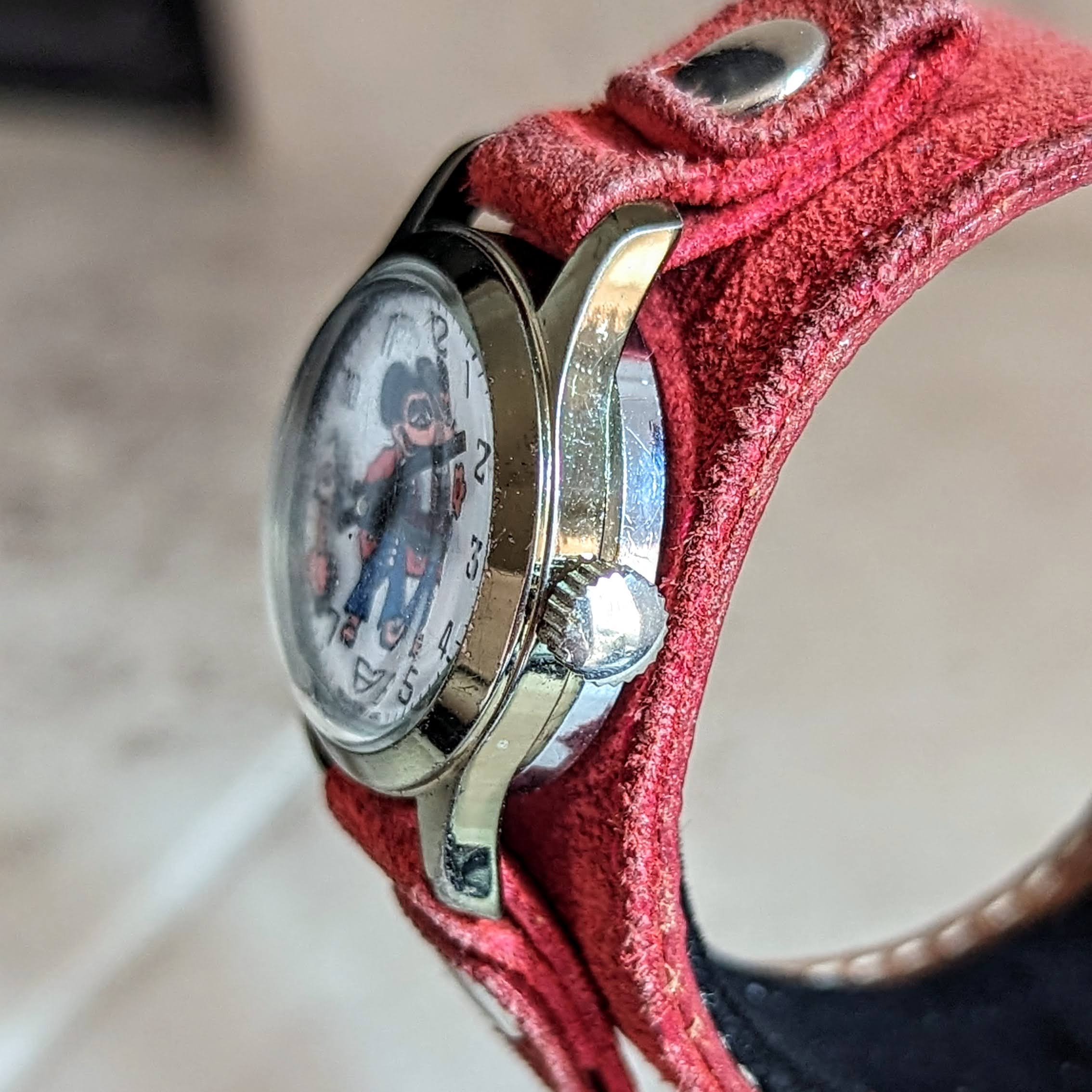 Vintage Mickey Mouse Wristwatch by Remex LTD 1 Jewel Mechanical Animated Watch - Image 7