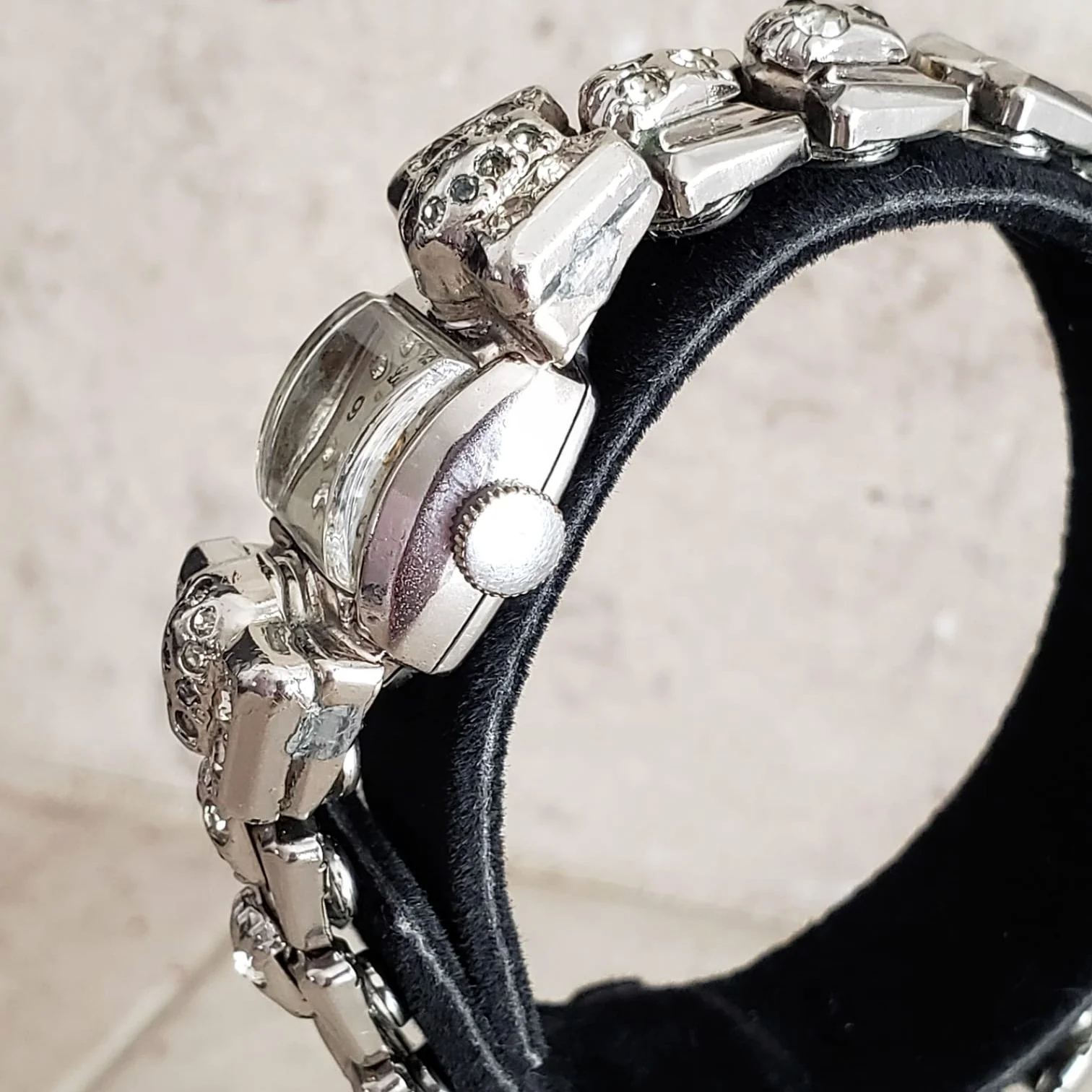 Vintage LUCERNE Ladies Wristwatch Mepa Watch Company Movement 17 Jewel Watch - Image 6