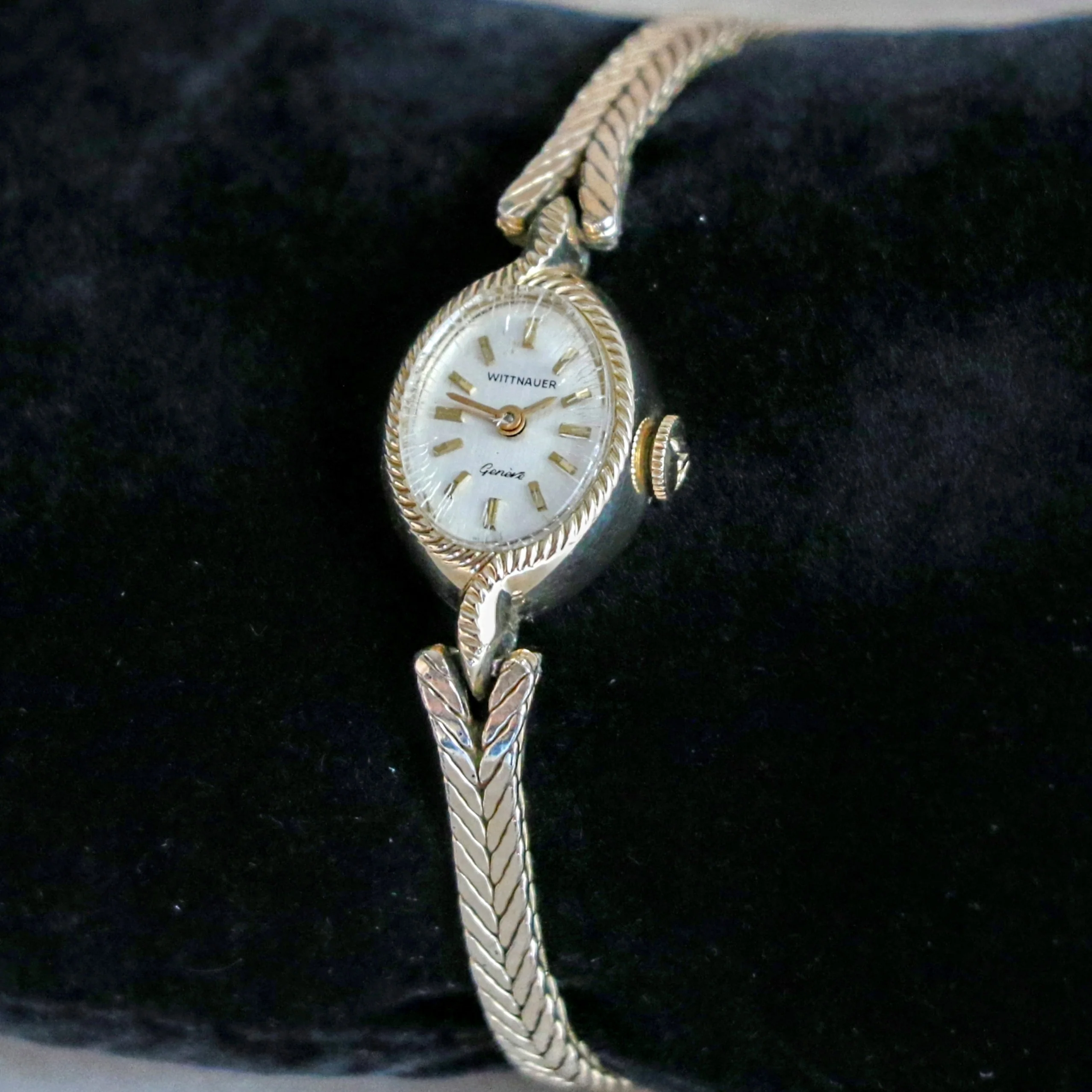 WITTNAUER GENEVE Ladies Watch Cal. 5D-5 17 Jewels Swiss Made Vintage Wristwatch - Image 3
